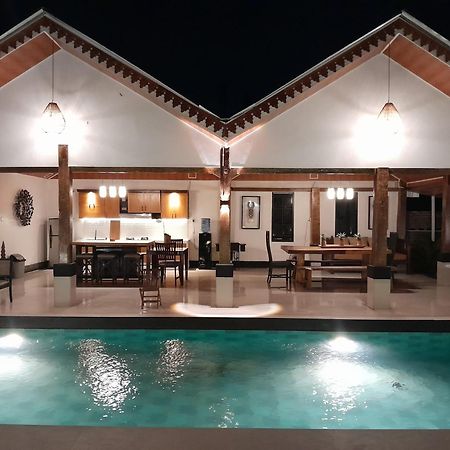 Villa Padi Pakem Exterior photo