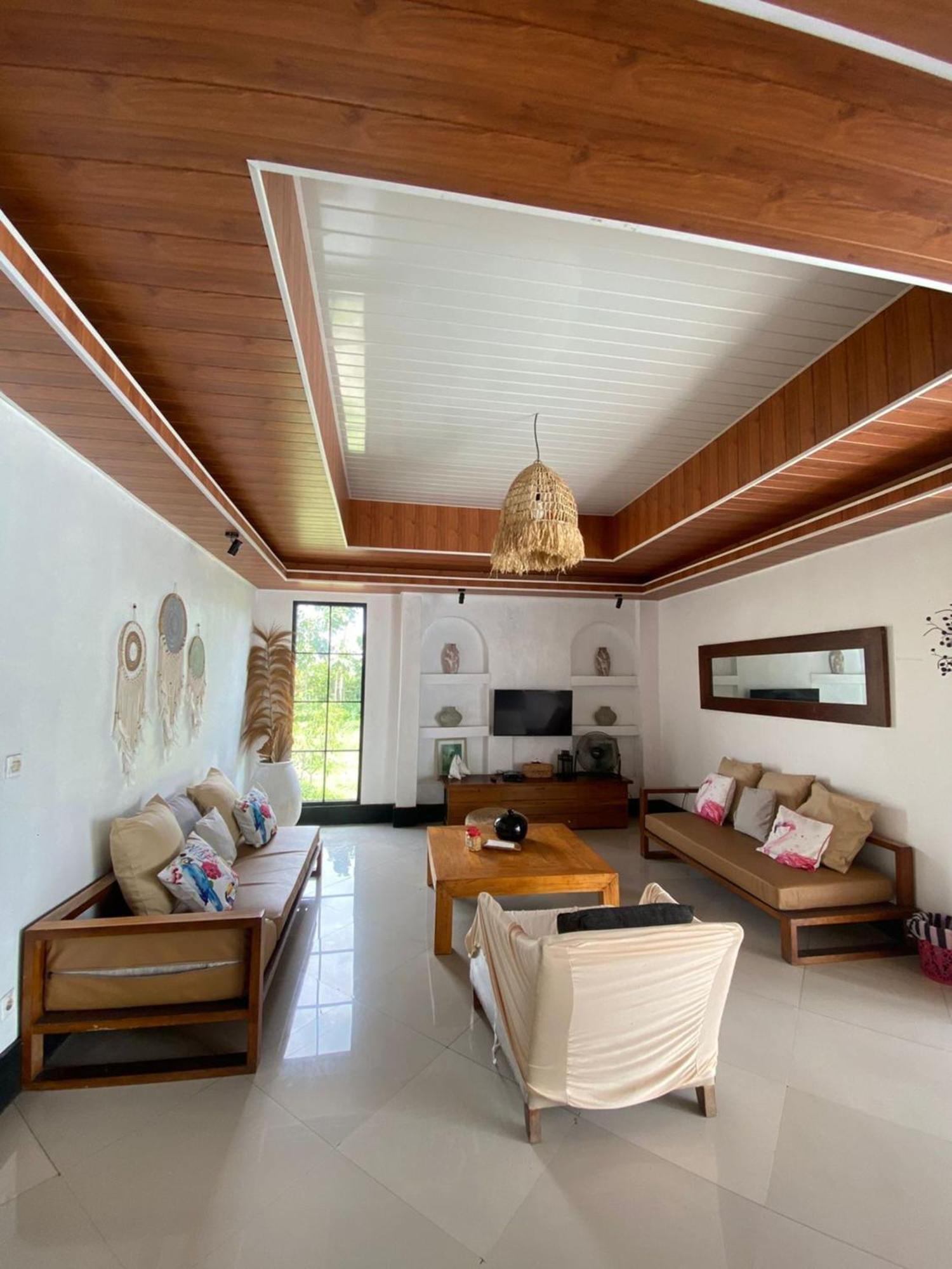 Villa Padi Pakem Exterior photo