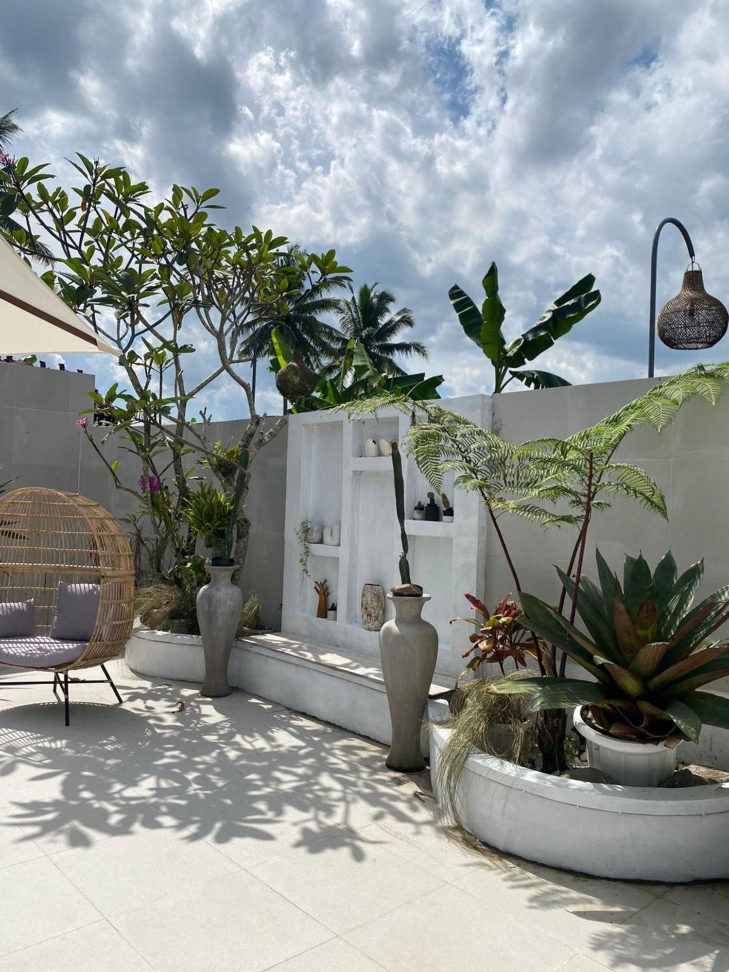Villa Padi Pakem Exterior photo