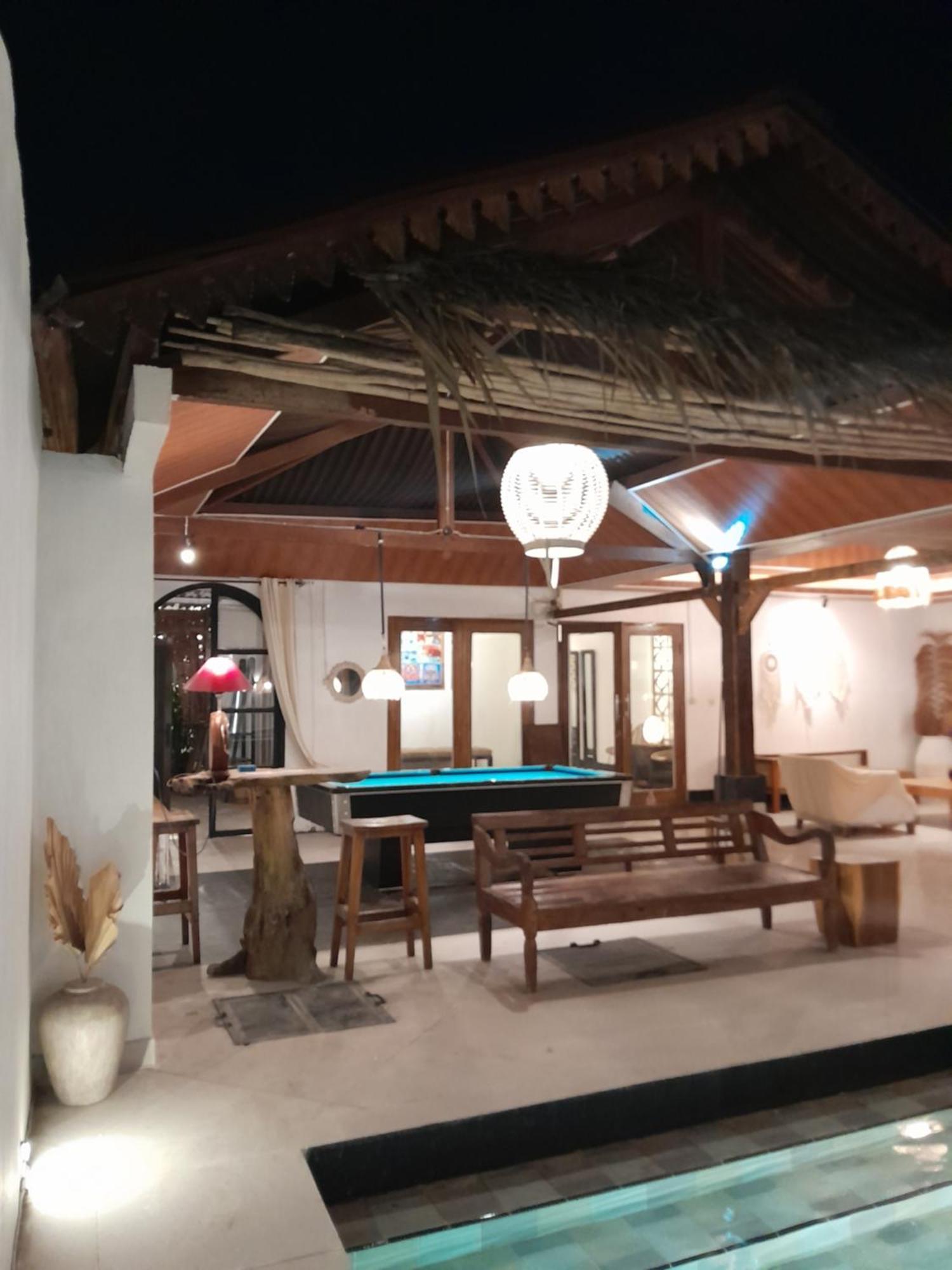Villa Padi Pakem Exterior photo