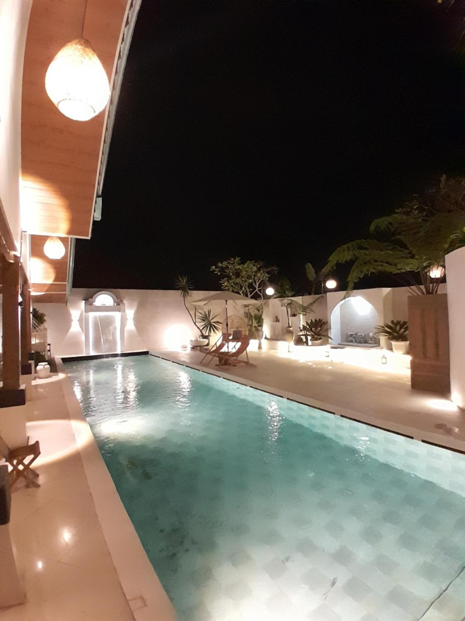 Villa Padi Pakem Exterior photo