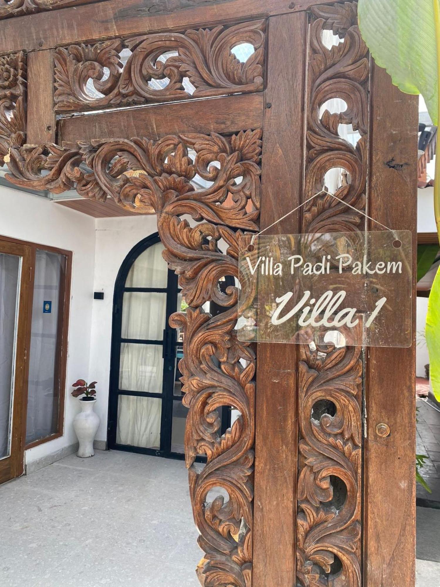 Villa Padi Pakem Exterior photo