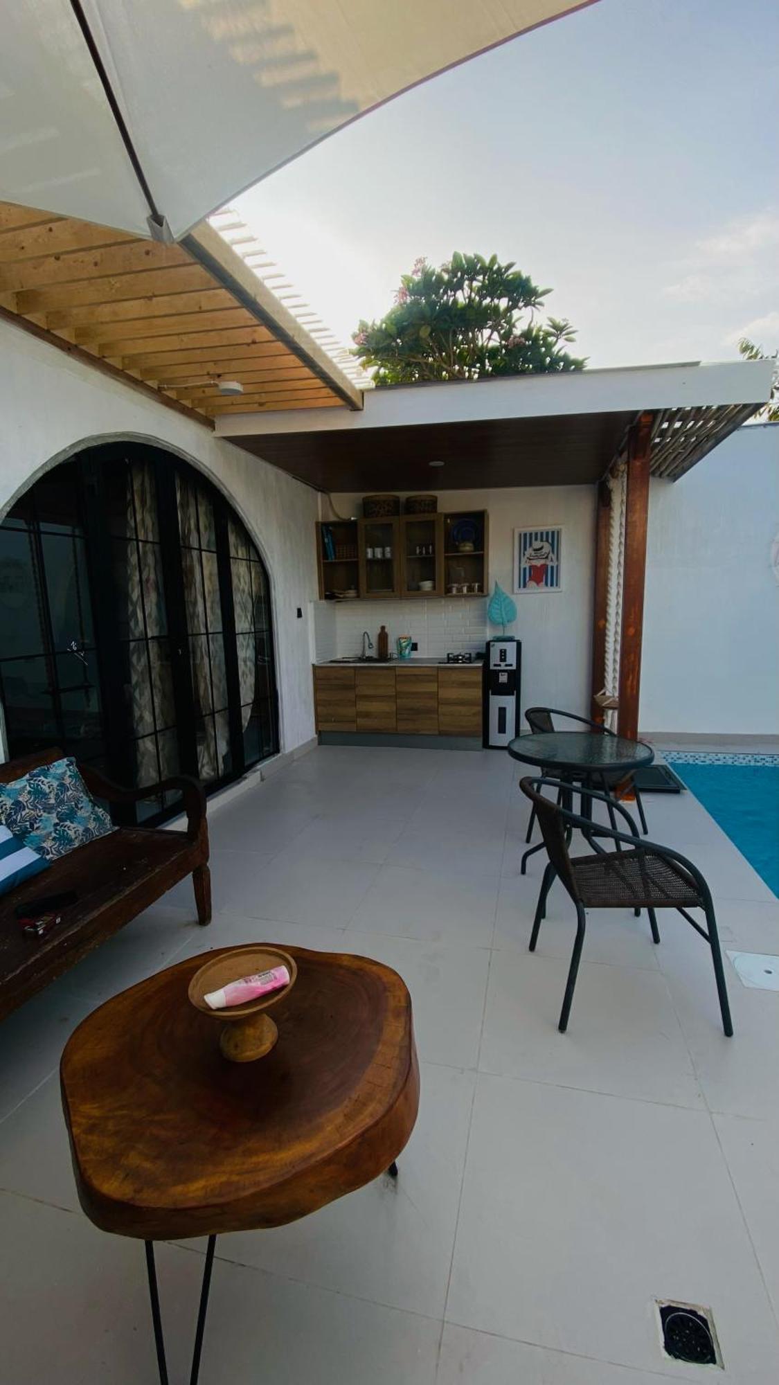 Villa Padi Pakem Exterior photo